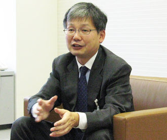 uz̍\źARXgł͂ȂAIȎ_Ńg[^ɍlׂv_c