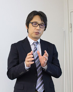 IDC Japan PC、携帯端末&クライアントソリューションシニアマーケットアナリスト 浅野 浩寿氏