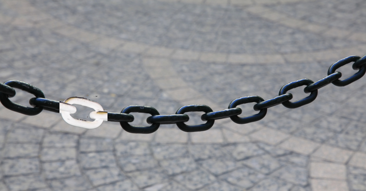 2. あなたは夜中ずっと起きています