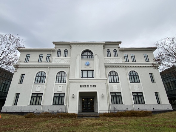 ���a�����Ɍ��݂��ꂽ�m�����ɂ������g�p����L���s�����B���g���ȘȂ܂�����ۓI�i�M�҂��B�e�j