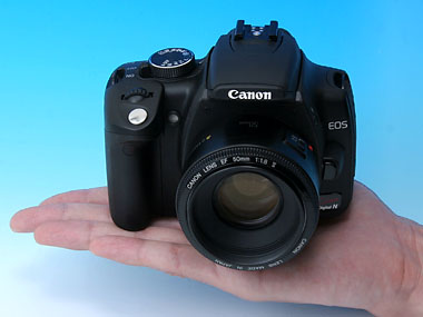 Canon EOS Kiss Digital N デジタル一眼レフカメラ - デジタル一眼