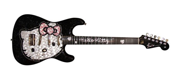 フェンダーギターのハローキティ特別モデル、252万円で販売 - ITmedia NEWS