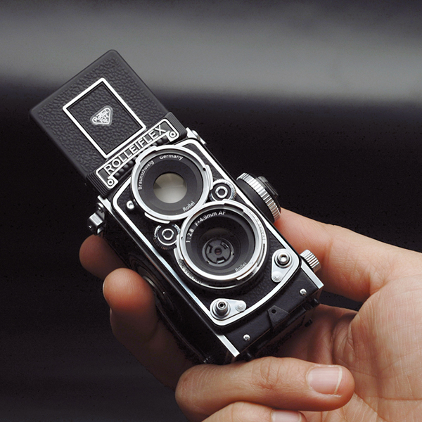 ミニチュアカメラ「Rolleiflex MiniDigi」がパワーアップ - ITmedia NEWS