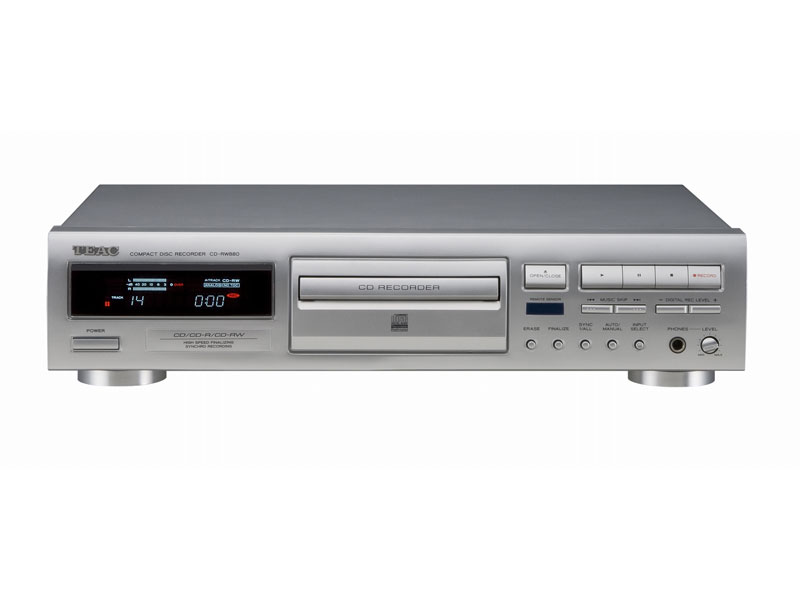 ティアック、シンプル操作のCDレコーダー - ITmedia NEWS