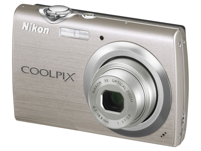 ニコン、タッチパネル搭載「COOLPIX S230」、厚さ18ミリ「COOLPIX S220