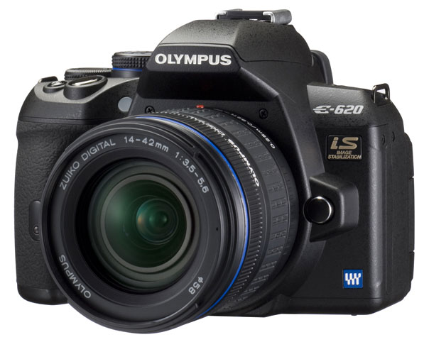 E-620 デジタル一眼レフカメ14-42mm 40-150mm Eシリーズのいいとこ取り”「E-620」：手ブレ補正内蔵デジ一眼では世界