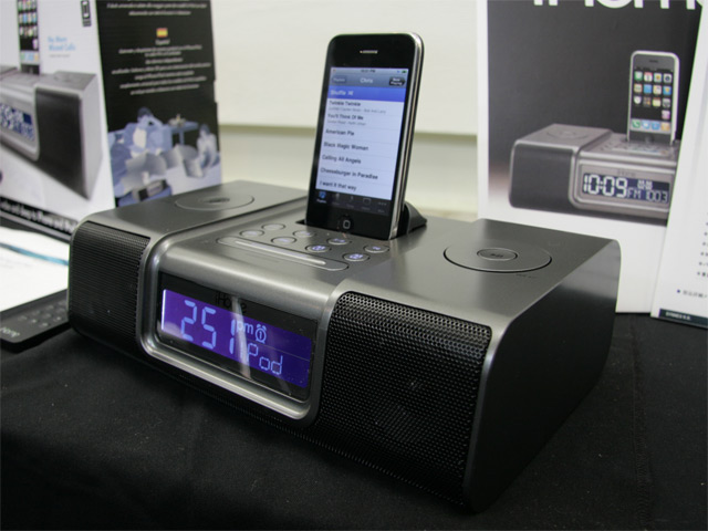 シネックス、米トップシェアメーカーのiPodスピーカー「iHome iP9