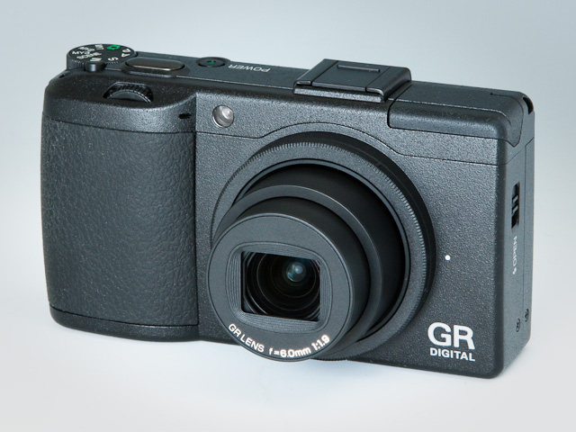 こだわりのカメラブランド――リコー「GR DIGITAL III」開発者に聞く