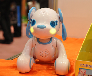 14年ぶりに帰ってきた 犬型ロボット プーチ の最新版が登場 東京おもちゃショー2014 Itmedia News