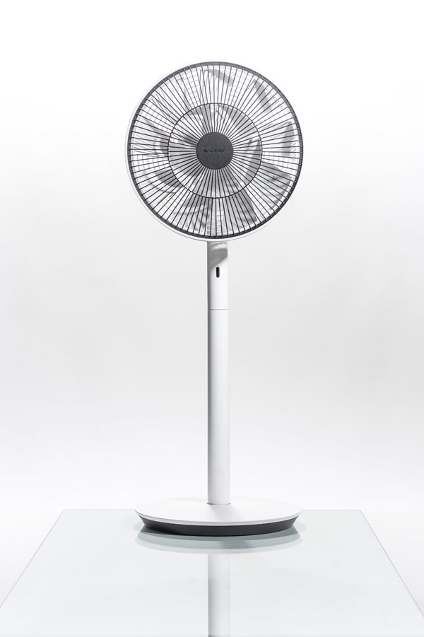 国内だから実現できたスゴイ製造技術――バルミューダ「GreenFan Japan」の工場に潜入した：滝田勝紀の「白物家電、スゴイ技術」（1/3  ページ） - ITmedia NEWS