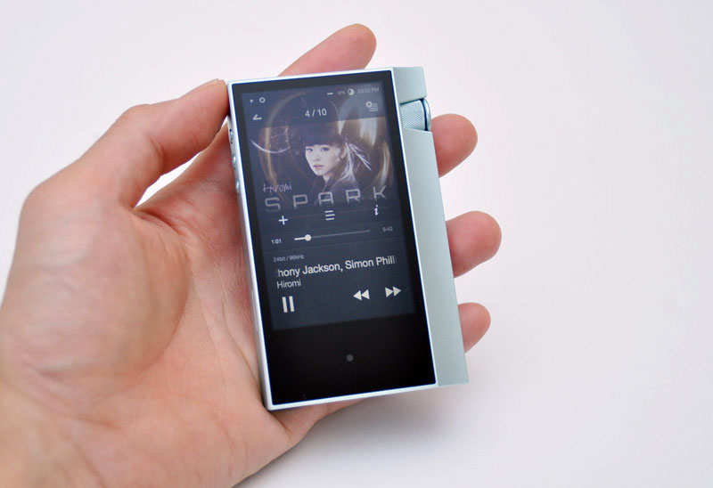 上位機に迫る機能を持った新エントリー！ Astell＆Kern「AK70」を徹底解剖：ハイレゾ入門機（1/4 ページ） - ITmedia NEWS