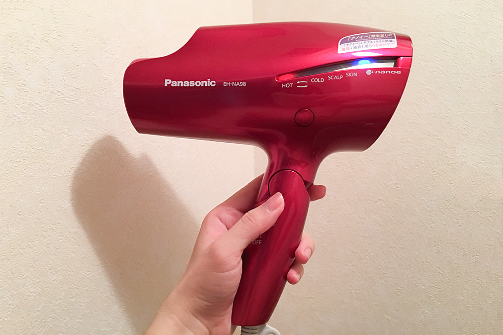 1万円以上するのに大人気！ パナソニックのドライヤー「ナノケア」は何