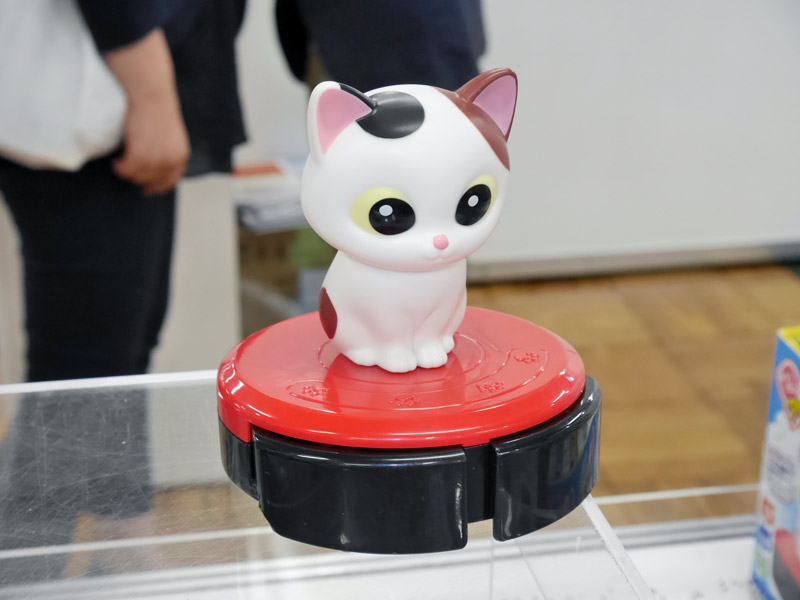 猫と掃除機 l_ts_neko02.jpg