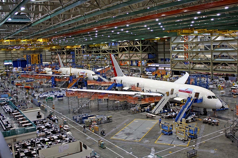 ボーイング787“ドリームライナー”は空の旅をどう変える？：秋本俊二の