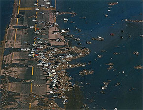 写真集 The Days After 東日本大震災の記憶 被災地で2カ月過ごした記録 Itmedia ビジネスオンライン