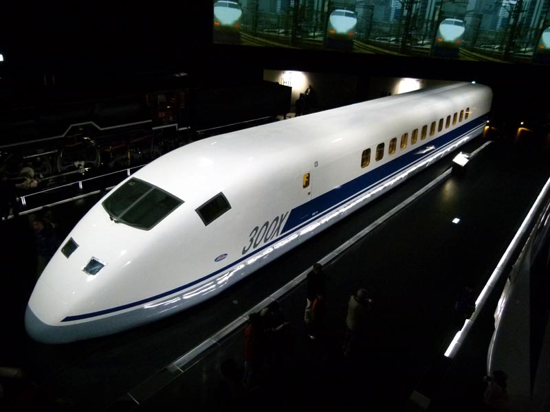 新幹線開業の日、「ひかり2号」が時速210キロを出せたワケ：杉山淳一の