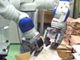 「自動化は困難」とされてきた精密部品の組み立て作業をロボットで、安川電機