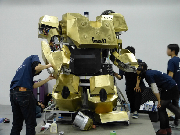 日本大学理工学部・精密機械工学科チームの「GANTON-52」