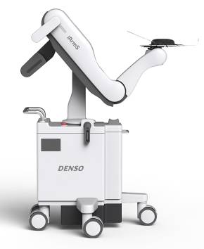 デンソーの手術支援ロボット「iArmS」