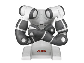 スイスABB製の産業用双腕ロボット「YuMi」