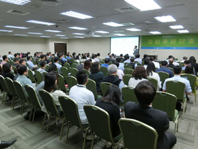 台湾の政府関係者らによる電動車研究会など各種カンファレンスも併催