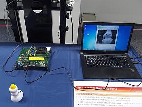 NECが披露した「ナノブリッジ」FPGAによる画像圧縮のデモ