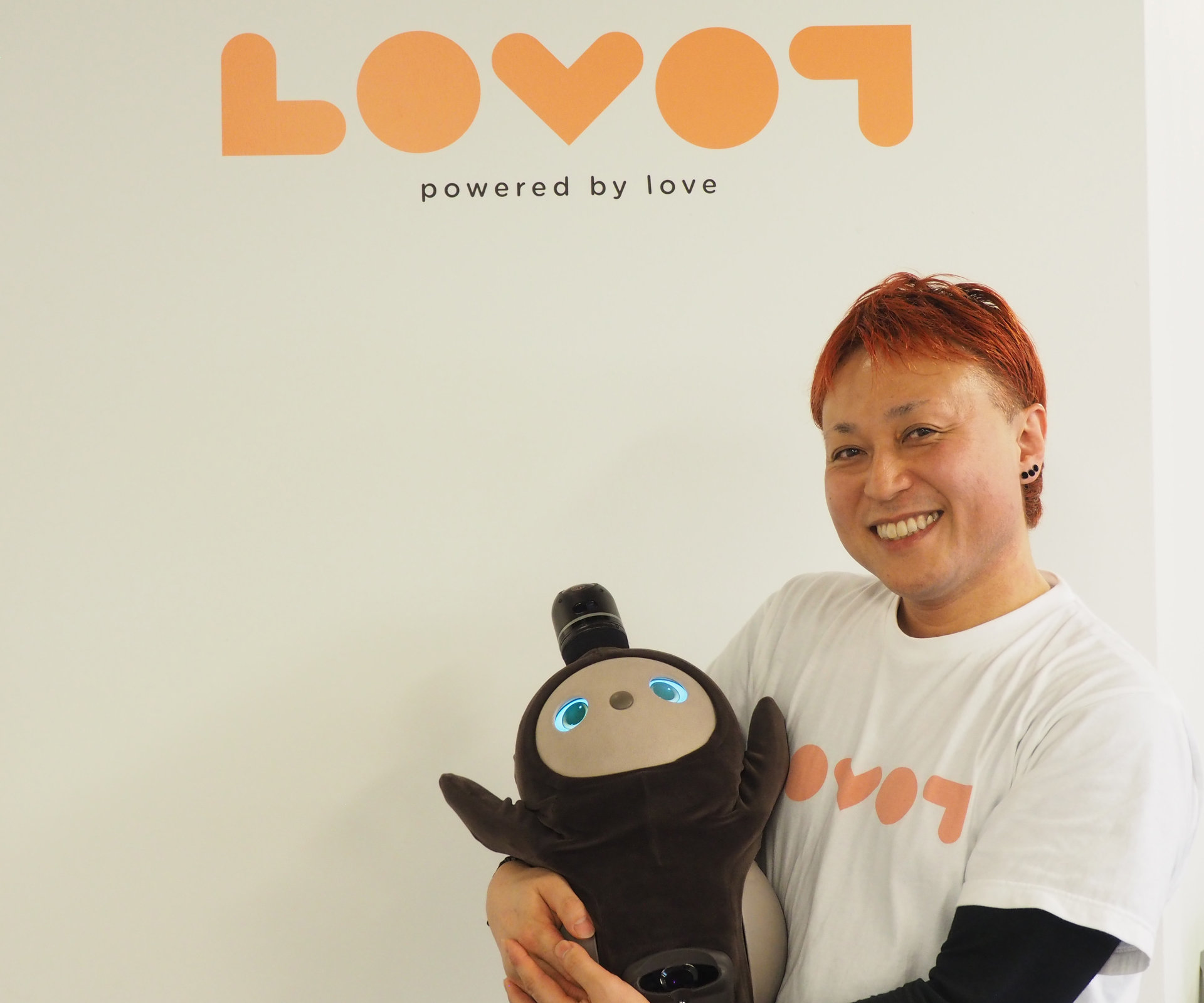 愛する力を育むロボット「LOVOT」に命を吹き込むデザインの力【後編 