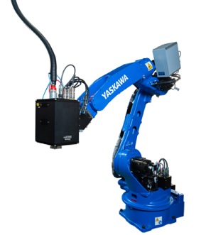 安川電機、レーザー溶接用のロボットアームと設備をパッケージで提供
