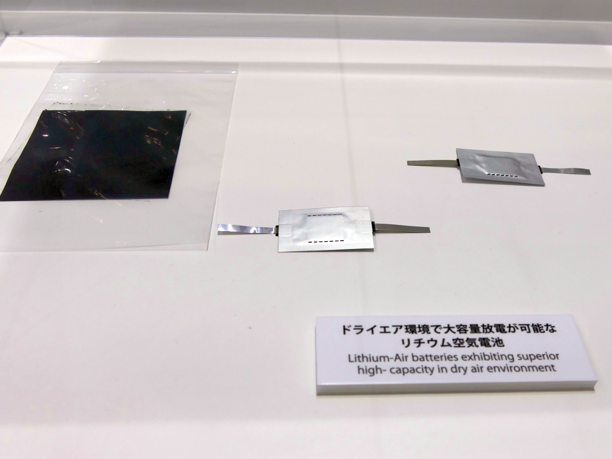 次世代電池開発に役立つCNTシート、リチウム空気電池でもブレーク 