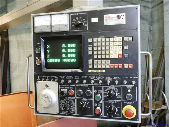 }4 FANUC SYSTEM 6V[Y̑Ղɓڂꂽ9C`\