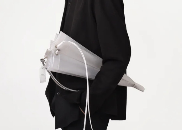 prj[PėpP^obOudoublet~PLASTICITY UPCYCLE UMBRELLA BAGv