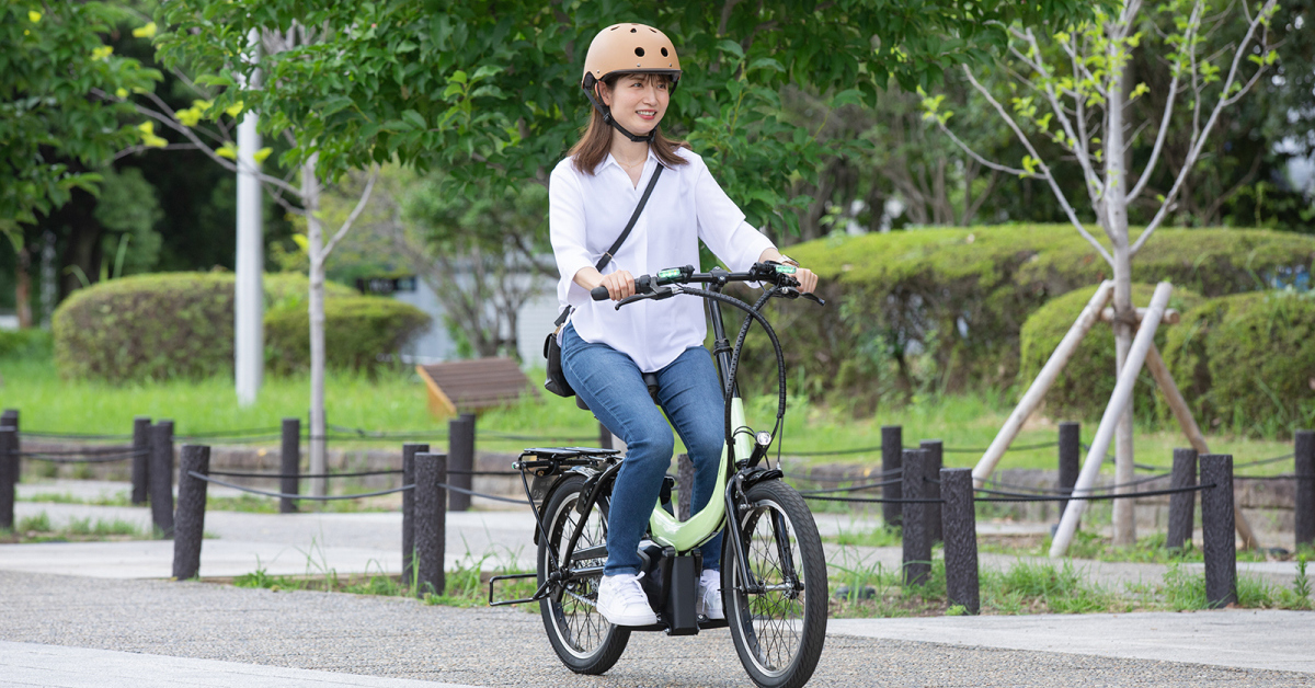 パナソニック初のこがずに走れる電動モビリティ、自転車部品を活用した設計が強み:電動化 - MONOist
