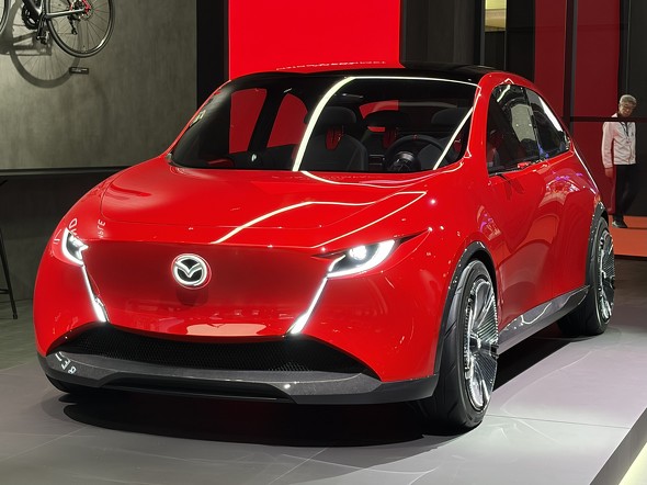  uMAZDA VISION X-COMPACTi}c_ rW NXRpNgjv