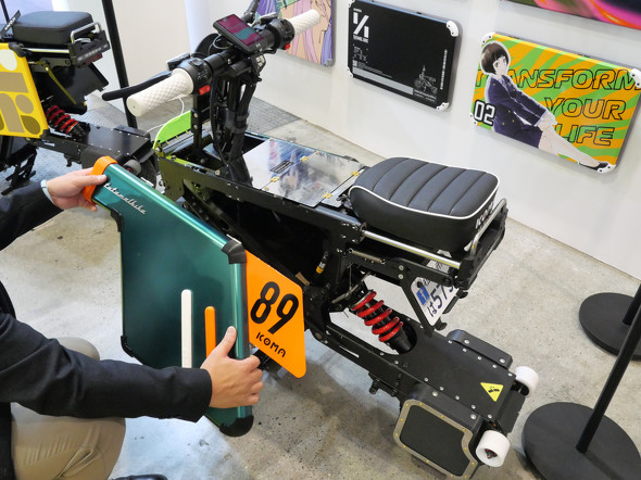 ʏ탂f́uTATAMEL BIKEvƓlɃTChplł鑼AoCU[zC[LbvAV[gȂǂAWł