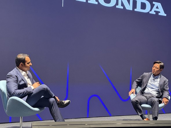  I[g[eBȗΒkZbV̗lqBijArm̃XWEKWFhƁiEj{cZp̏c_킵