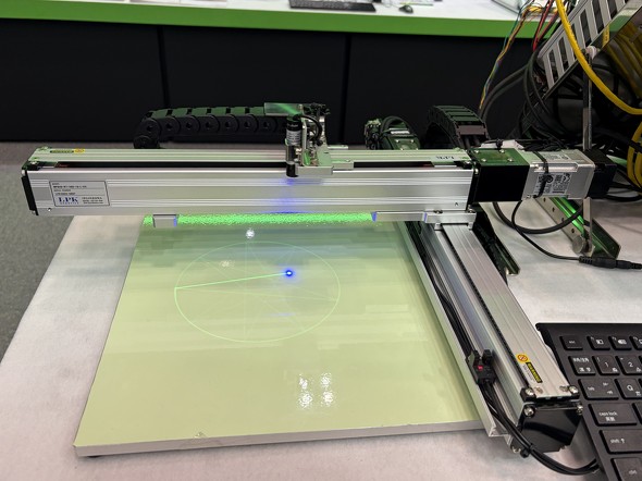 ソフトウェアPLC機能を実装したWMX3によるデモンストレーション