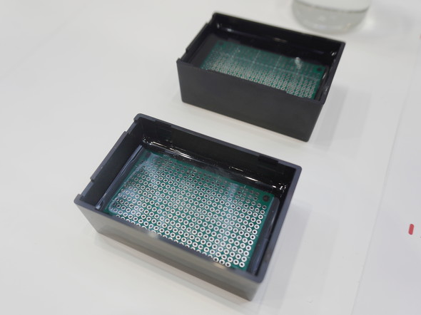 �d�����i�̕��~�ނƂ��Ďg���Ă���u���ϔM�_��|���E���^���v