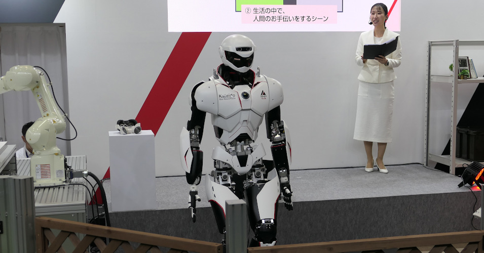 なぜフィジカルAIの象徴がヒューマノイドなのか＠2025国際ロボット展