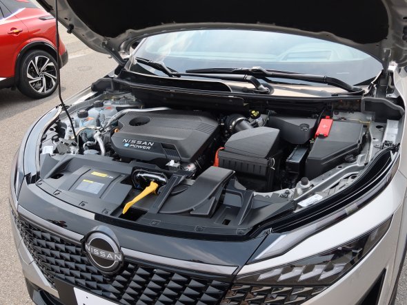 ����Ԃ̃G���W�����[���ɓ��ڂ��ꂽ�u��3����e-POWER�v