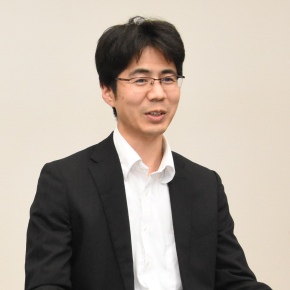 NEC �R���s���[�g������ �G�b�W�R���s���[�g�J���O���[�v �f�B���N�^�[�̍������L��