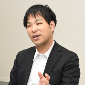 NEC�v���b�g�t�H�[���Y �T�[�o�G�b�W������ �G�b�W�x�[�X�J���O���[�v �v���t�F�b�V���i���̍���֎�