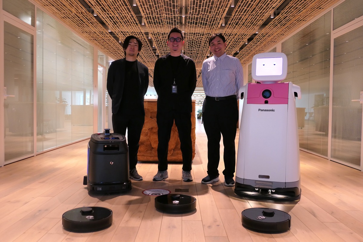 業務用大型ロボと家庭用小型ロボがオフィスビルで協働、日建設計がRMF