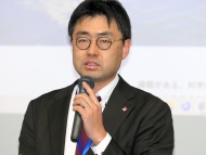 ���o�l�X �֐��J�����Ɩ{�� �����̓��c��ގ�