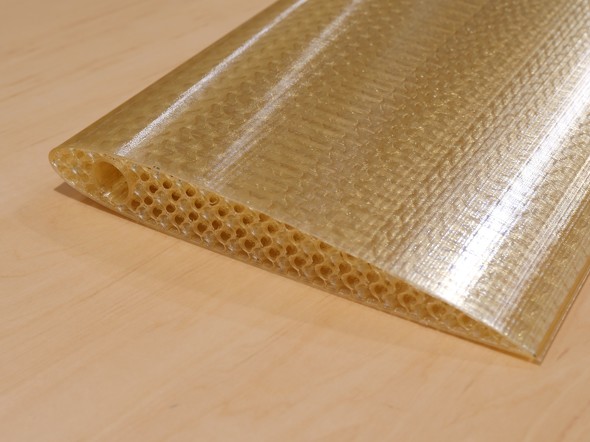 PEEK��p�����h���[���p�̗��̑��`�T���v��