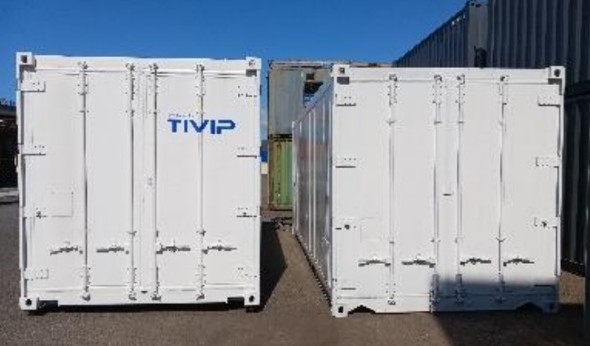 TIVIP�𓋍ڂ����^��f�M���[�t�@�[�R���e�i�i���j�Ə]���̃��[�t�@�[�R���e�i�i�E�j