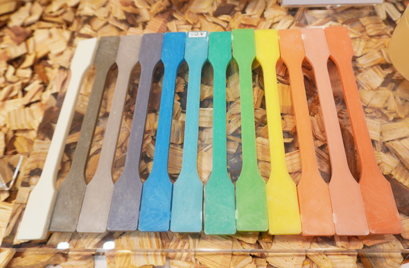 �u�^�t�Z���y���b�g�v�̎ˏo���`�i