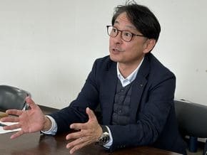  �����k�C���̓��c������ 