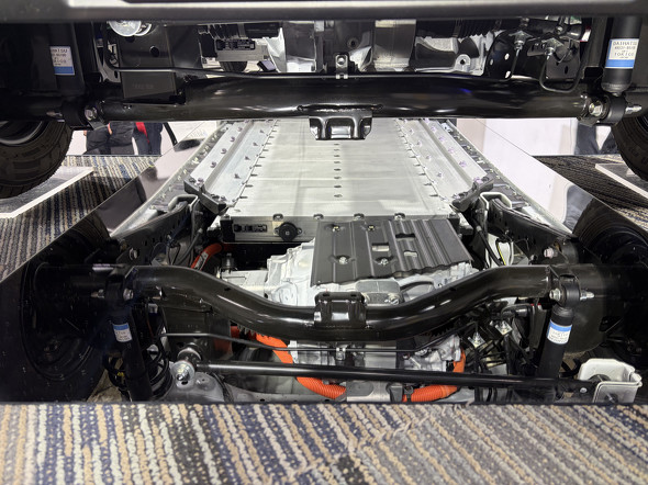 �o�b�e���[�͏����ɕ~���l�߂�`�Ŕz�u����