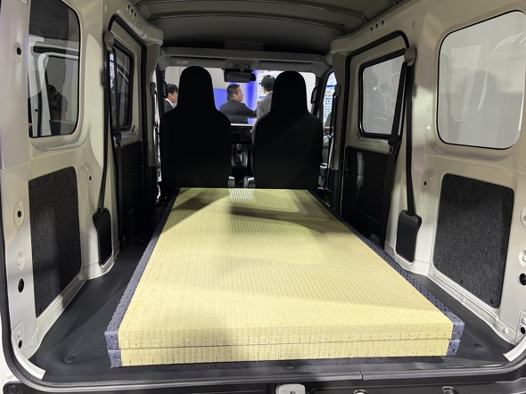 e-�n�C�[�b�g �J�[�S�̉׎�����