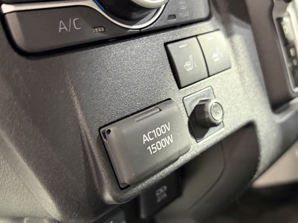 �_�b�V���{�[�h������1500W��AC100V�O�����d�R�l�N�^�[��ݒu����